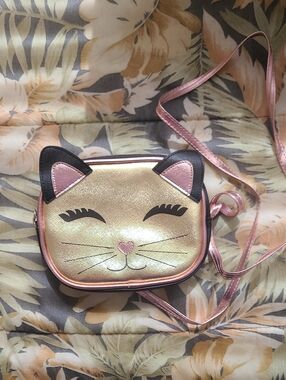 Kids Cat Face Crossbody Bag in Gold and Pink